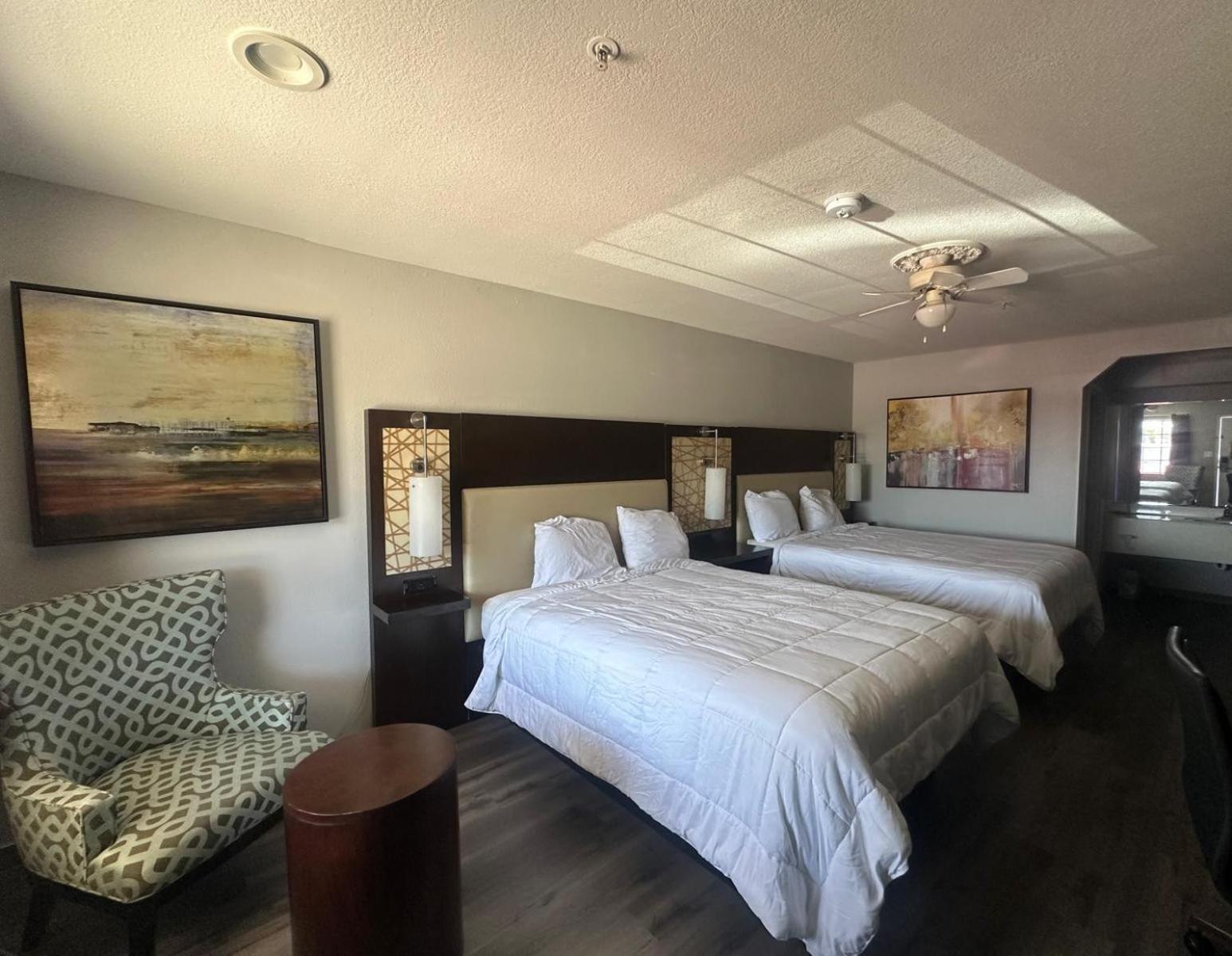 Executive Inn & Suites West Columbia Экстерьер фото