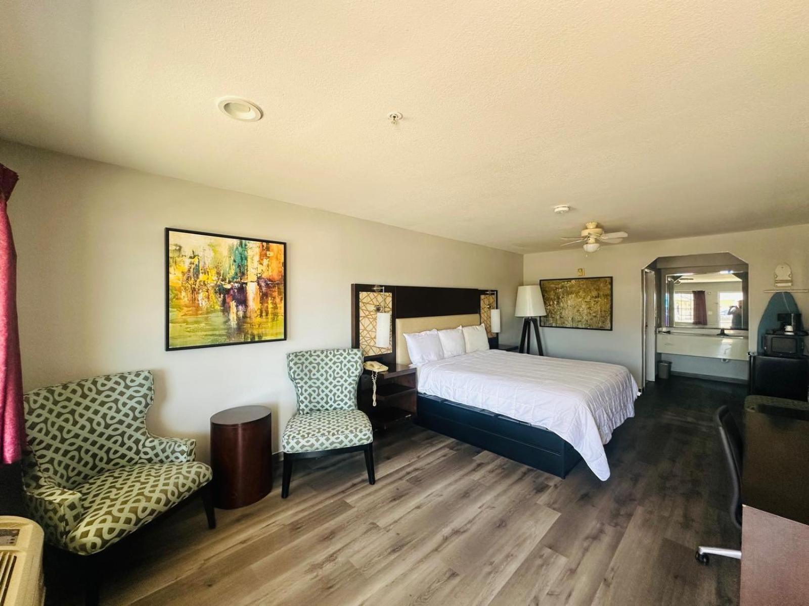 Executive Inn & Suites West Columbia Экстерьер фото